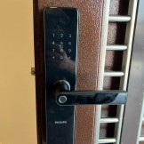 Lắp đặt khóa cửa Philips DDL603E cho cửa sắt